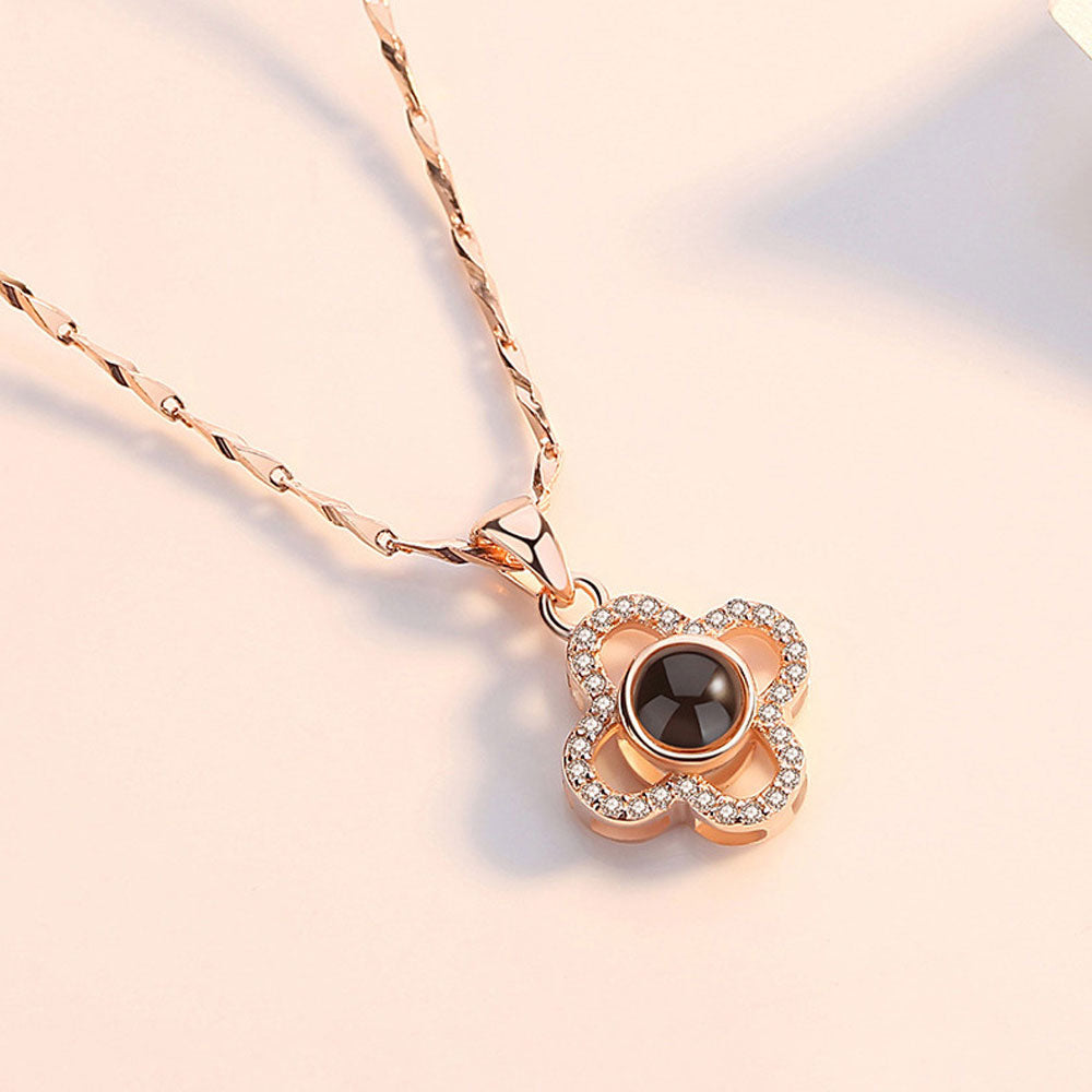 High quality Sterling silver Four-leaf clover projection necklace send girlfriend to friends